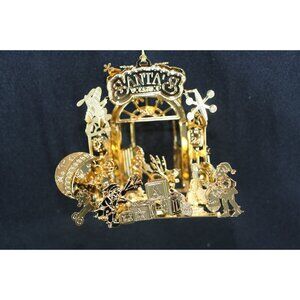 Danbury Mint 2006 Gold-Plated "Santas Workshop" Christmas Ornament